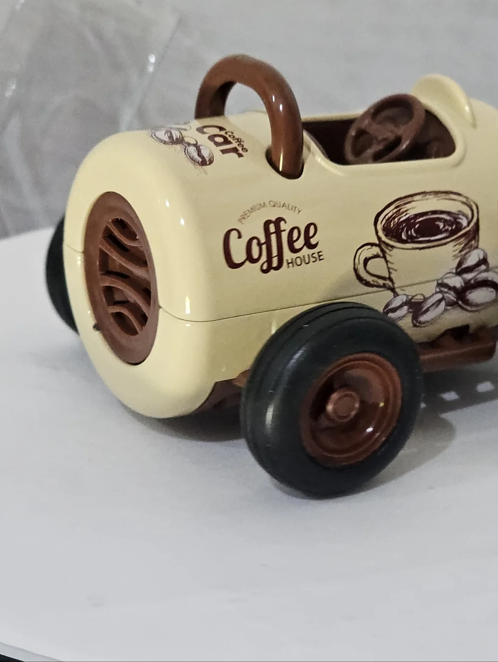 4M coffee can